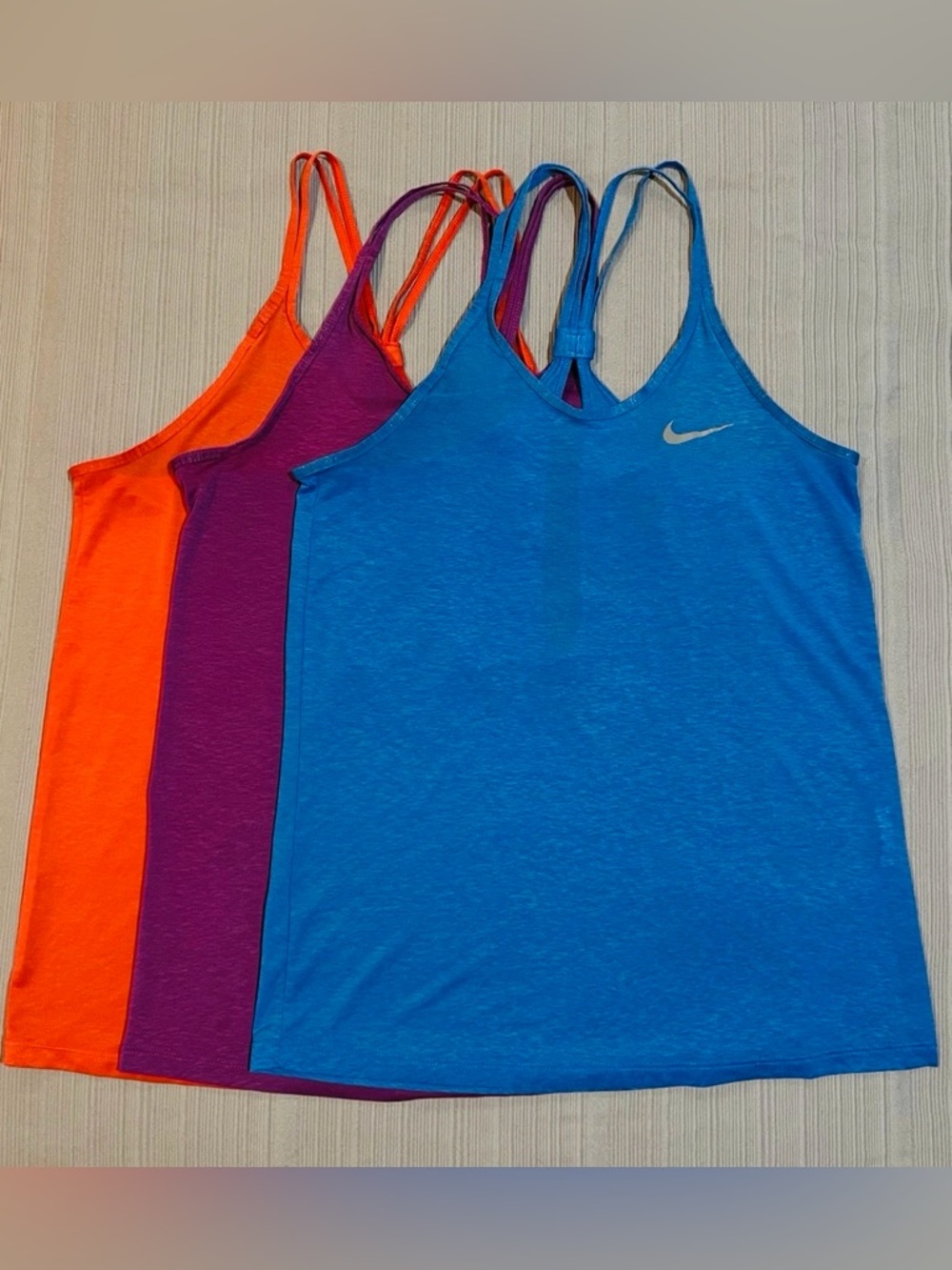 EUC Set of 3 Nike DriFit Tank Tops Size XS Keyhole Back Orange Blue Purple
